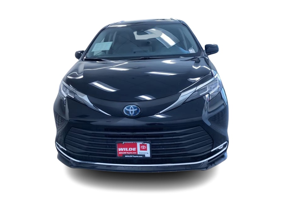 Thumbnail: 2021 Toyota Sienna - 6