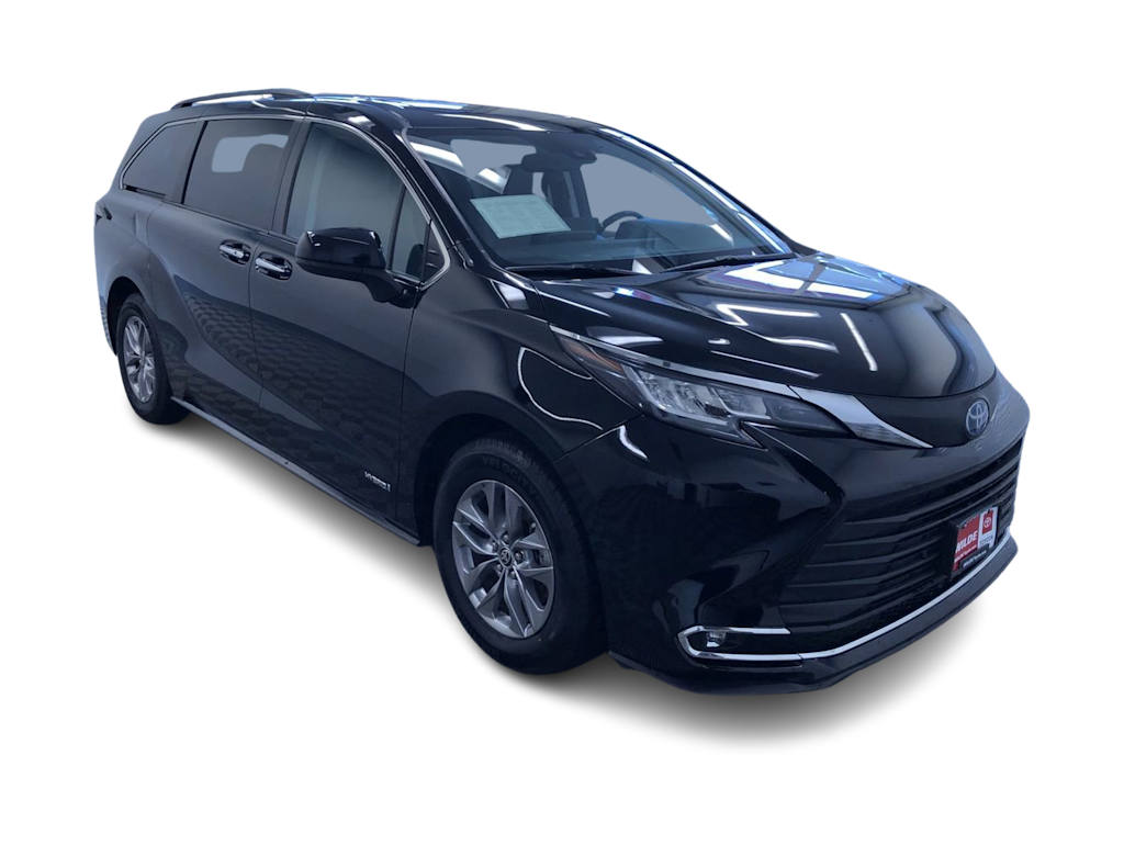 Thumbnail: 2021 Toyota Sienna - 37