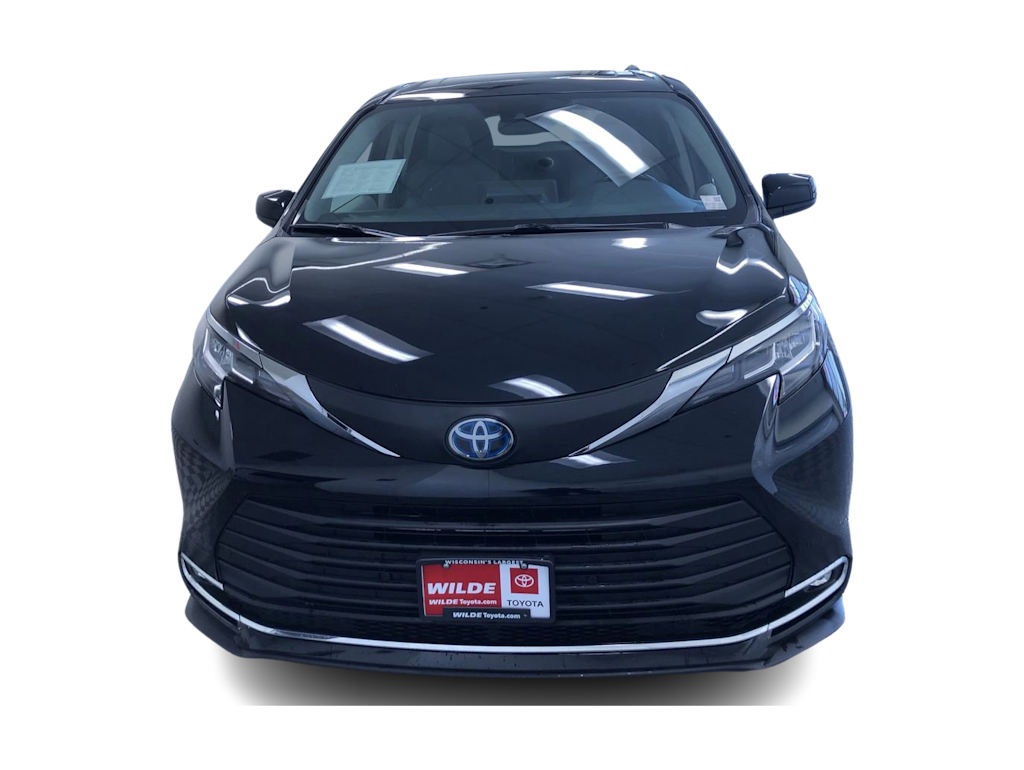 Thumbnail: 2021 Toyota Sienna - 24