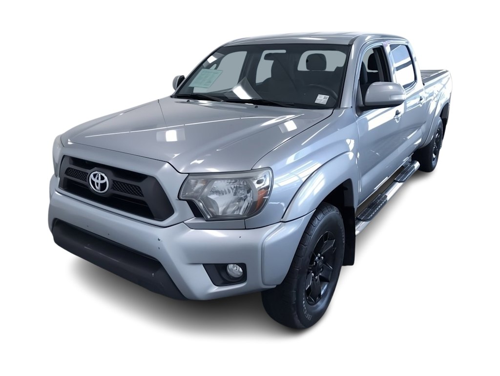 Used 2015 Toyota Tacoma Base with VIN 5TFMU4FN8FX031769 for sale in Medford, OR