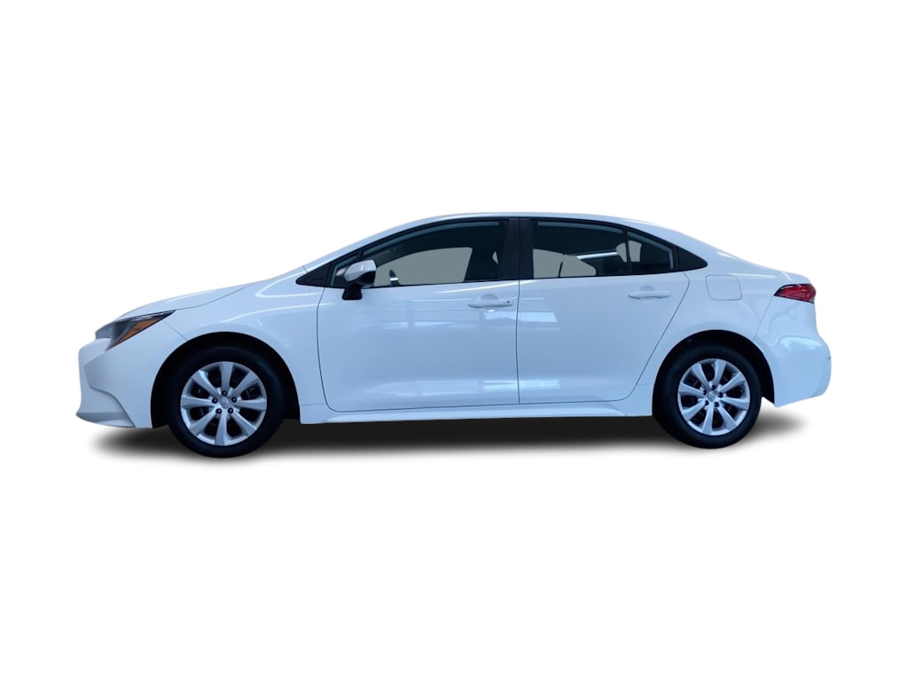 2023 Toyota Corolla LE 3