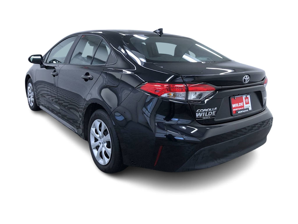 2023 Toyota Corolla LE 24