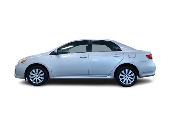 Thumbnail: 2013 Toyota Corolla - 3