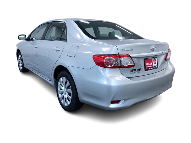 Thumbnail: 2013 Toyota Corolla - 24