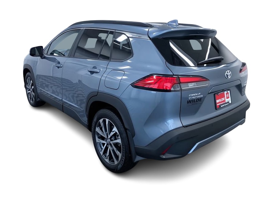 2023 Toyota Corolla Cross XLE 4