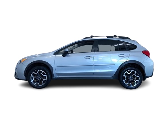 Thumbnail: 2017 Subaru Crosstrek - 3