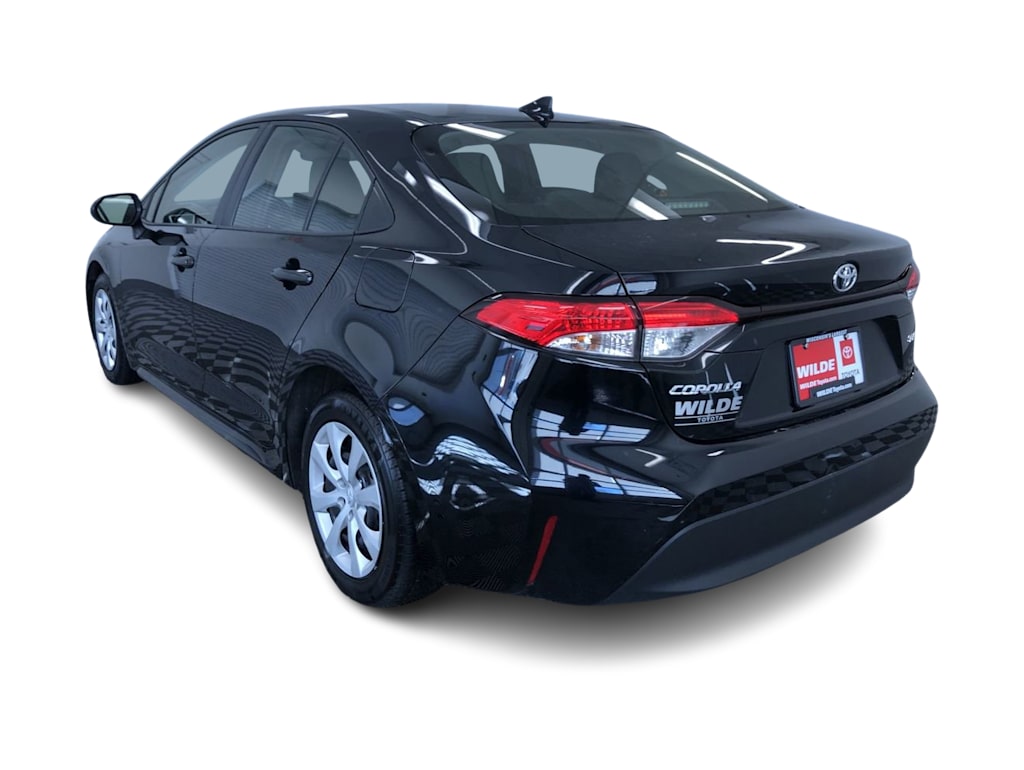 2023 Toyota Corolla LE 23