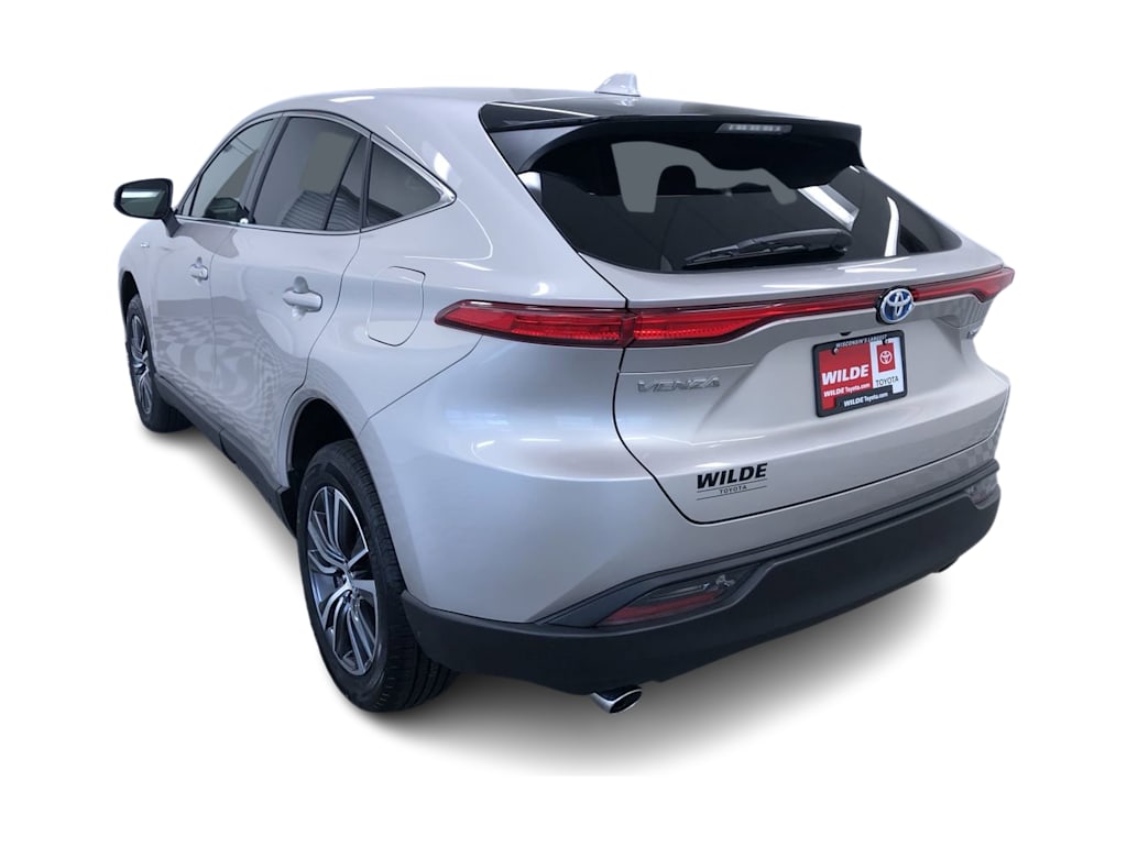 2021 Toyota Venza LE 24