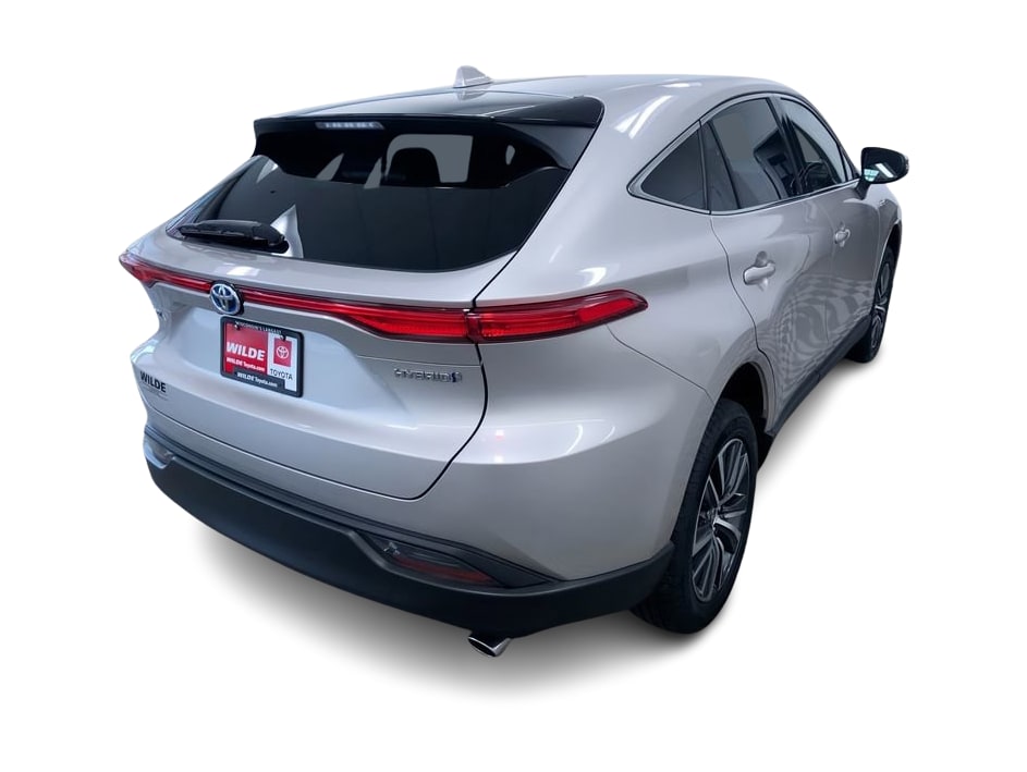 2021 Toyota Venza LE 22