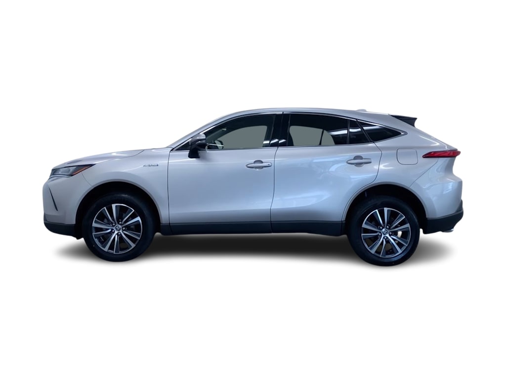 2021 Toyota Venza LE 3