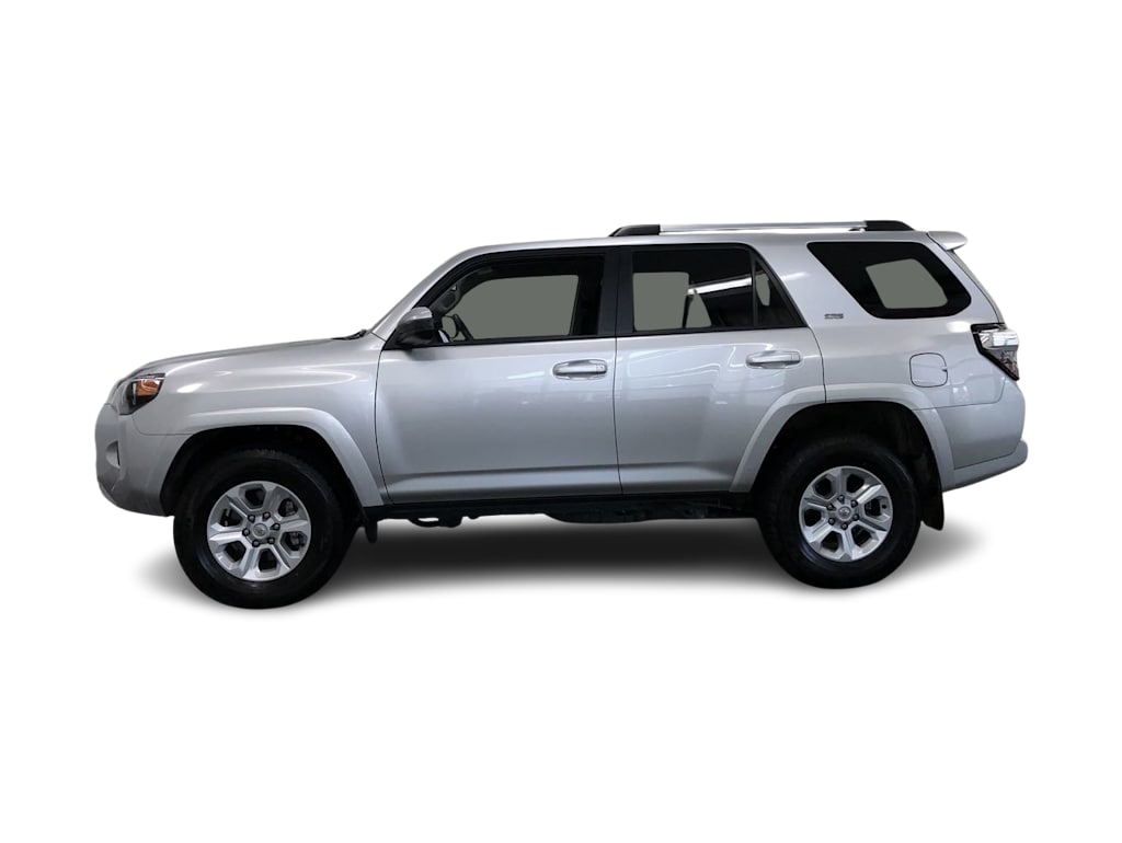 2024 Toyota 4Runner SR5 22