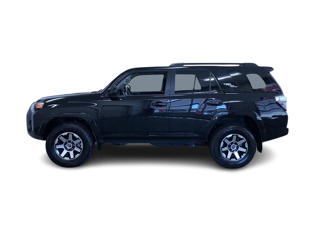 2024 Toyota 4Runner TRD Off Road 23