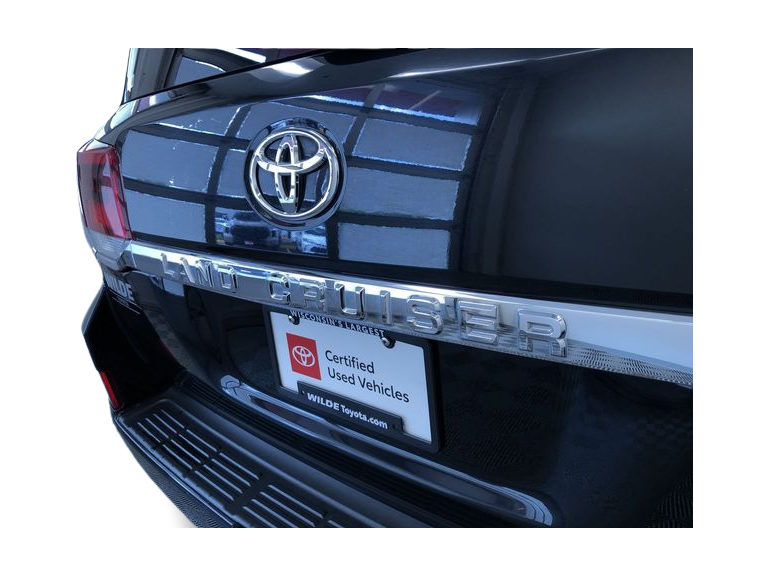 Thumbnail: 2019 Toyota Land Cruiser - 28