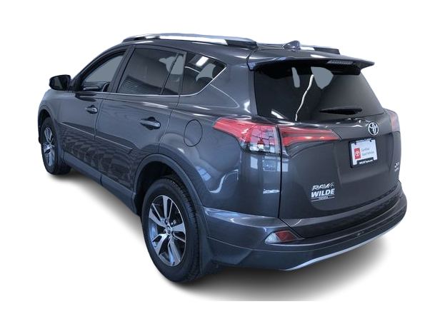 Thumbnail: 2018 Toyota RAV4 - 26