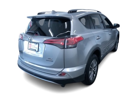 Thumbnail: 2018 Toyota RAV4 - 23