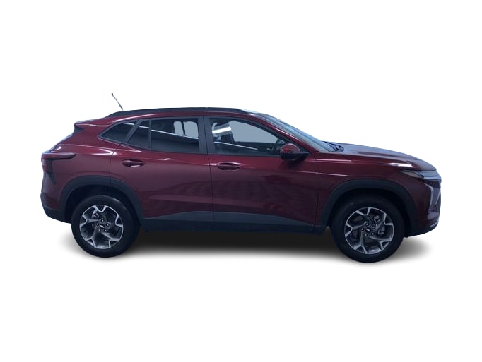 Thumbnail: 2025 Chevrolet Trax - 36