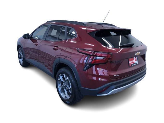 Thumbnail: 2025 Chevrolet Trax - 25
