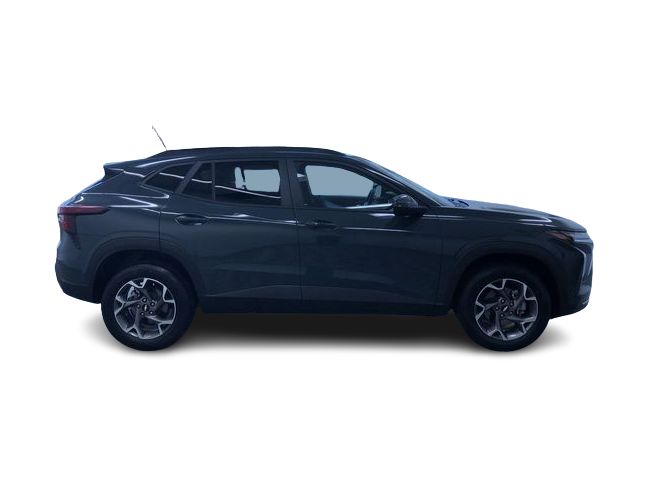 Thumbnail: 2025 Chevrolet Trax - 34