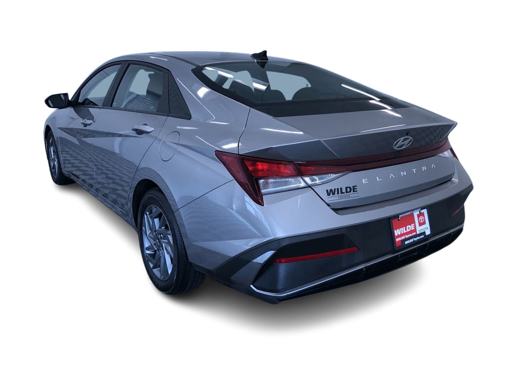 2024 Hyundai Elantra SEL 25