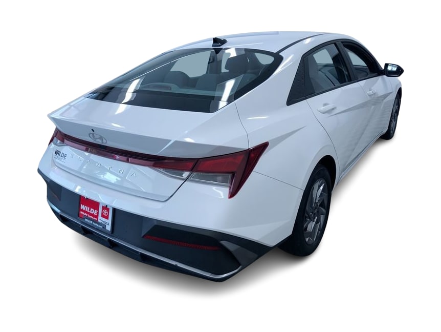 2024 Hyundai Elantra SEL 21