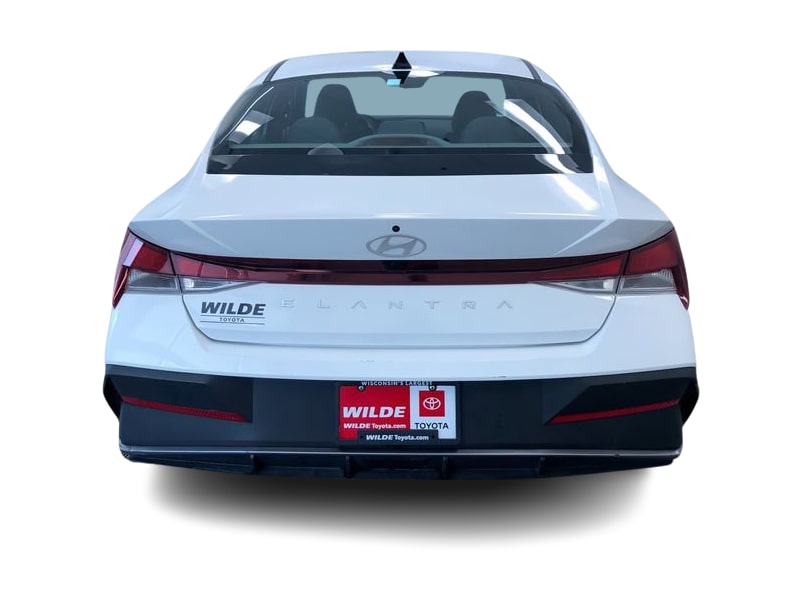 2024 Hyundai Elantra SEL 20