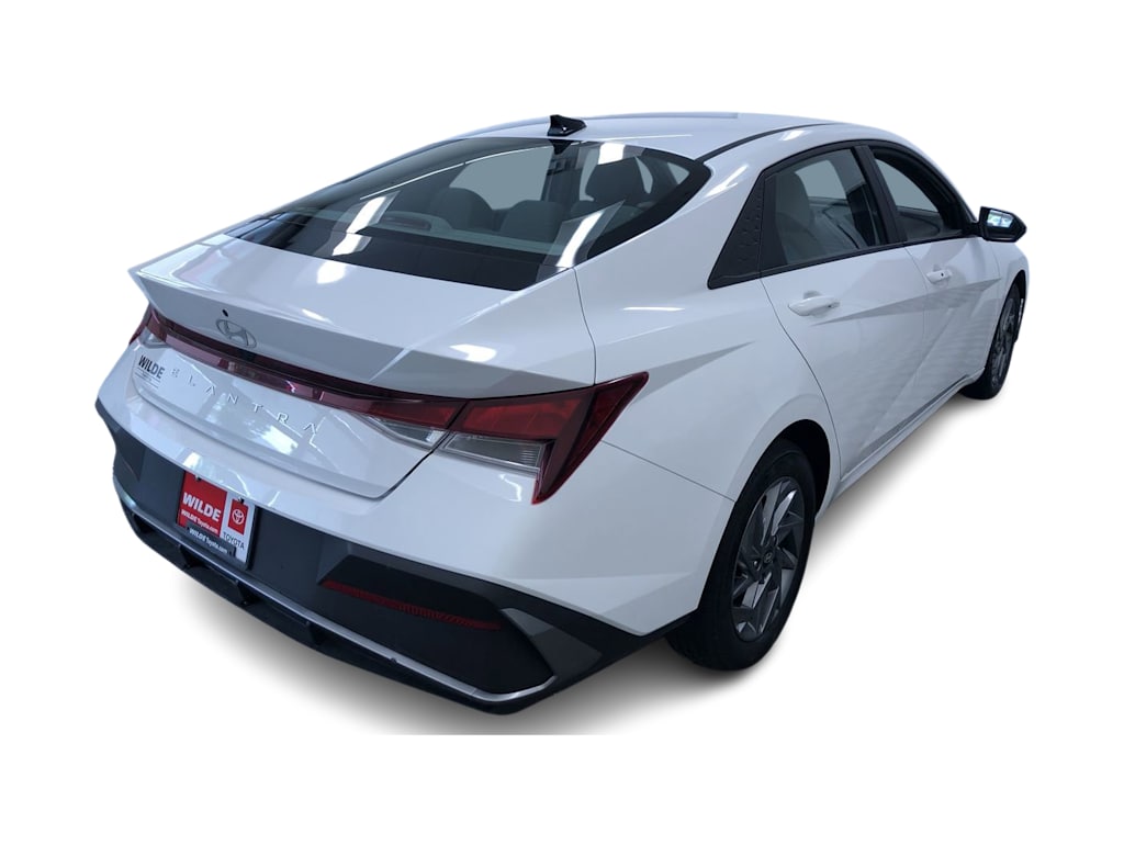 2024 Hyundai Elantra SEL 34