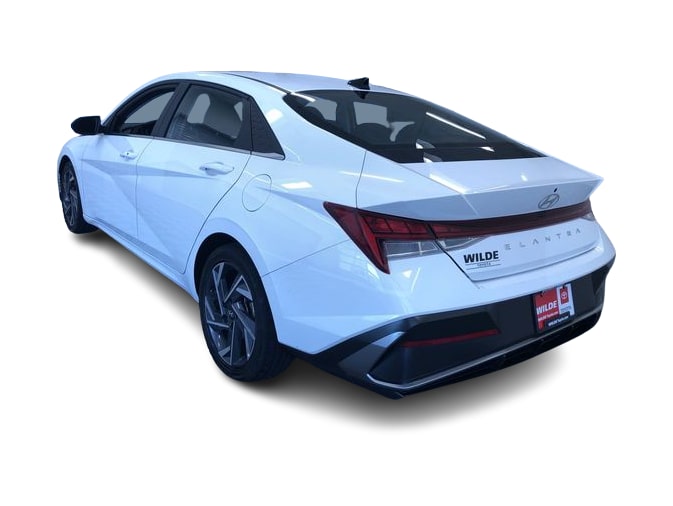 Thumbnail: 2025 Hyundai Elantra - 4