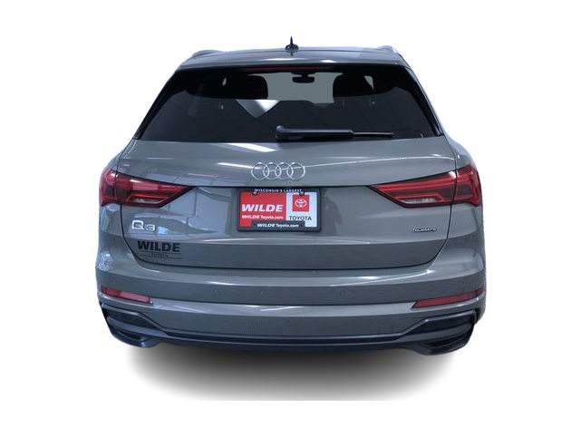 Thumbnail: 2021 Audi Q3 - 26