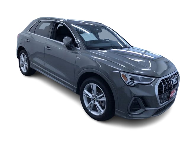 Thumbnail: 2021 Audi Q3 - 37