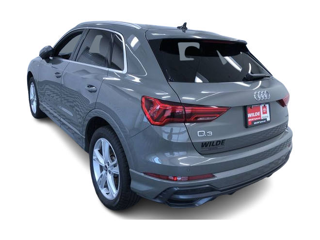 Thumbnail: 2021 Audi Q3 - 25