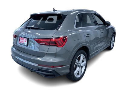 Thumbnail: 2021 Audi Q3 - 23