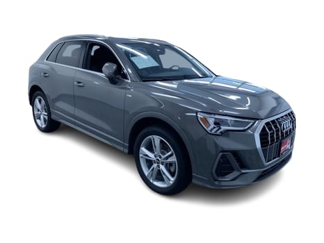 Thumbnail: 2021 Audi Q3 - 21