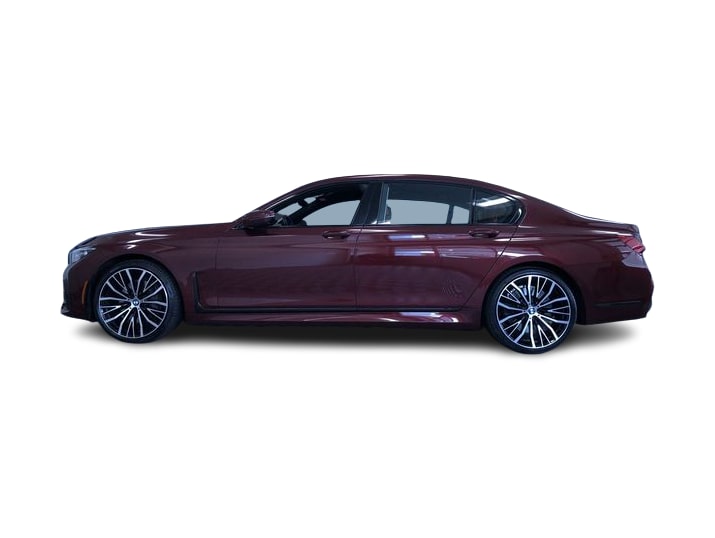 Thumbnail: 2022 BMW 7 Series - 24