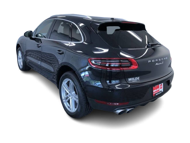 Thumbnail: 2015 Porsche Macan - 25