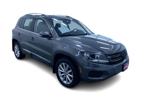 Thumbnail: 2017 Volkswagen Tiguan - 21