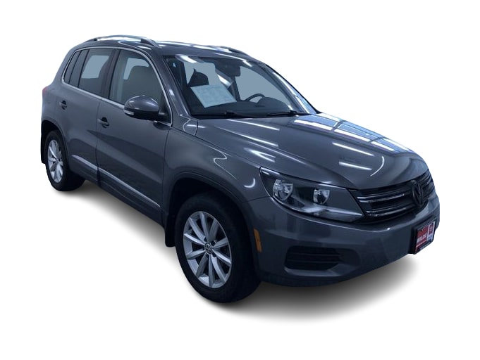 Thumbnail: 2017 Volkswagen Tiguan - 35