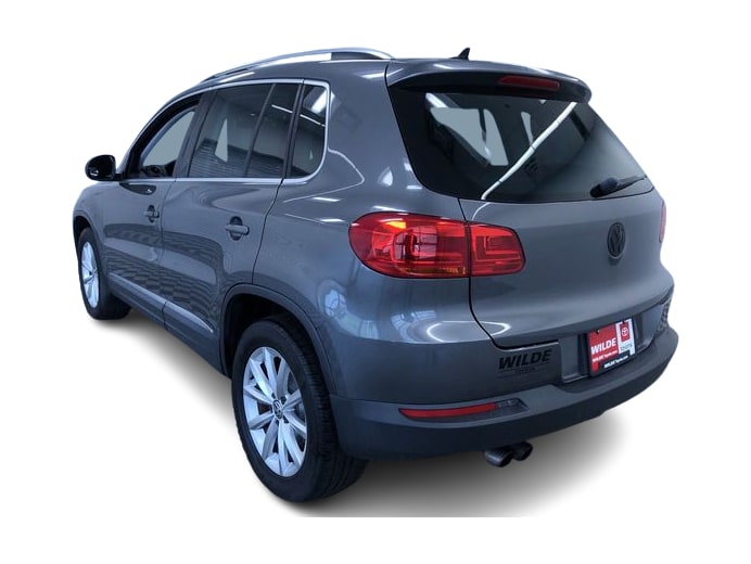 Thumbnail: 2017 Volkswagen Tiguan - 25