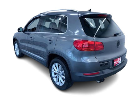 Thumbnail: 2017 Volkswagen Tiguan - 4