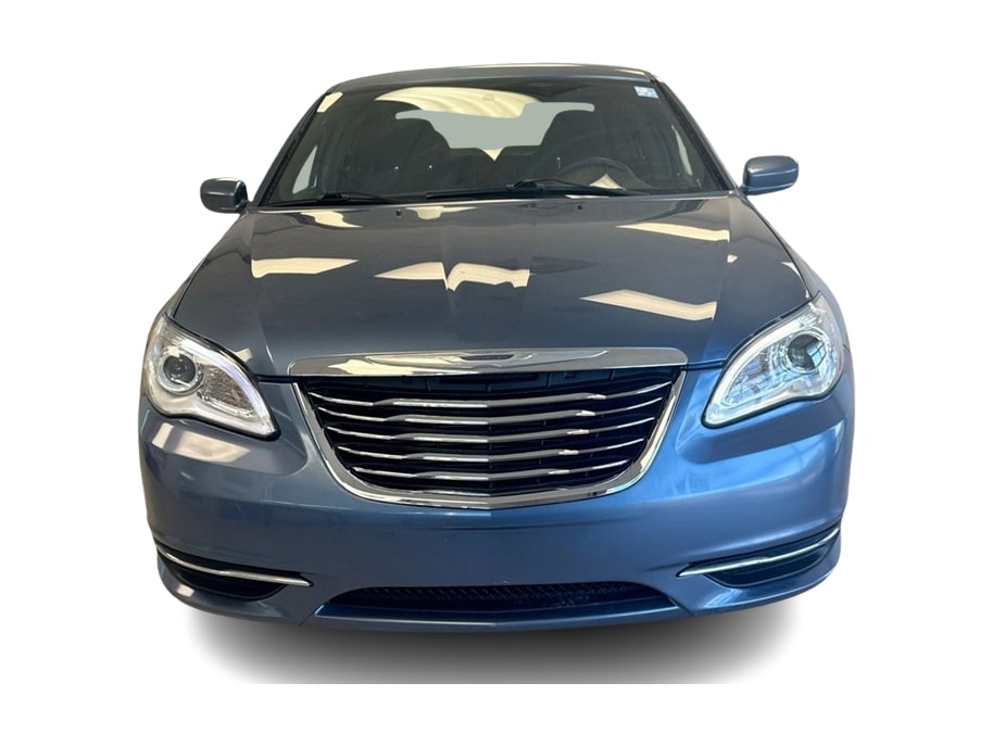 2011 Chrysler 200 Touring 6