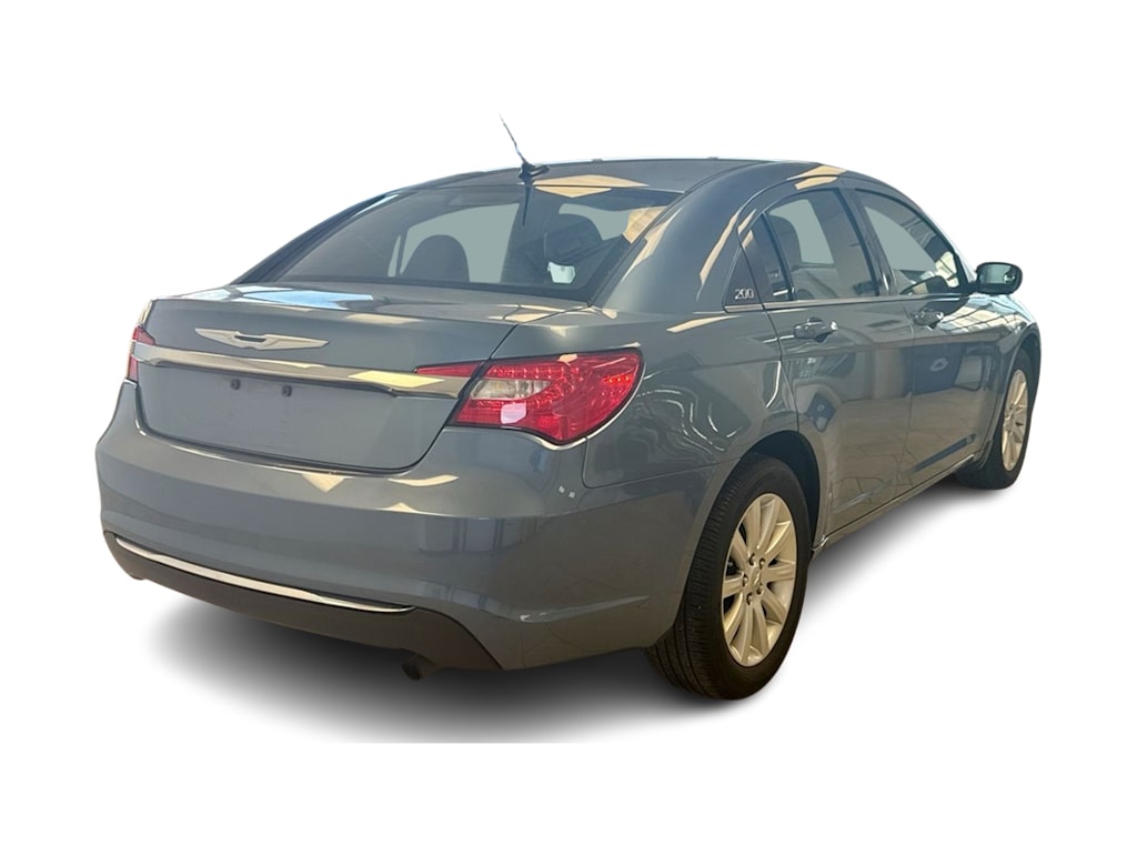 2011 Chrysler 200 Touring 22