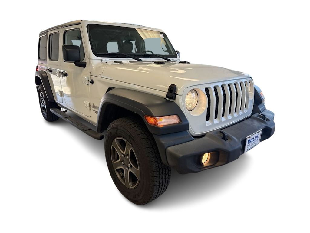 Thumbnail: 2019 Jeep Wrangler - 21