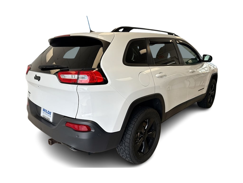 Thumbnail: 2017 Jeep Cherokee - 24