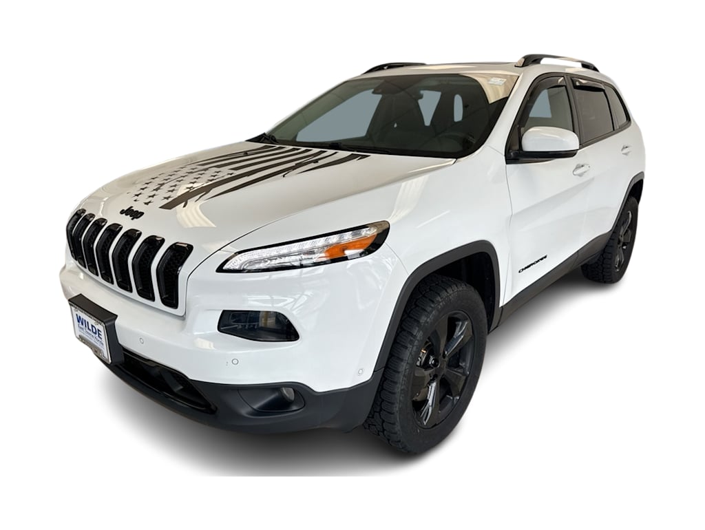 Thumbnail: 2017 Jeep Cherokee - 23