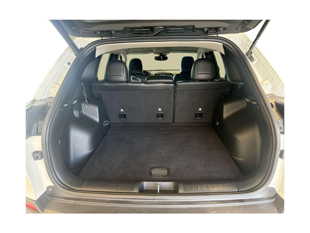 Thumbnail: 2021 Jeep Cherokee - 19