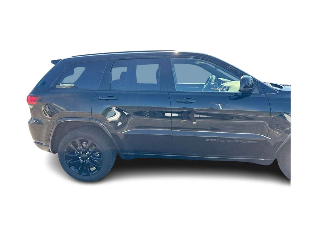 Thumbnail: 2018 Jeep Grand Cherokee - 9