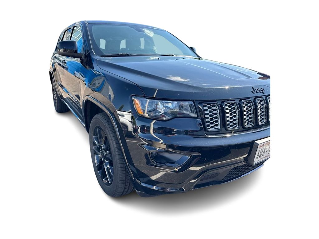 Thumbnail: 2018 Jeep Grand Cherokee - 10