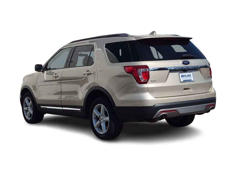 Thumbnail: 2017 Ford Explorer - 4