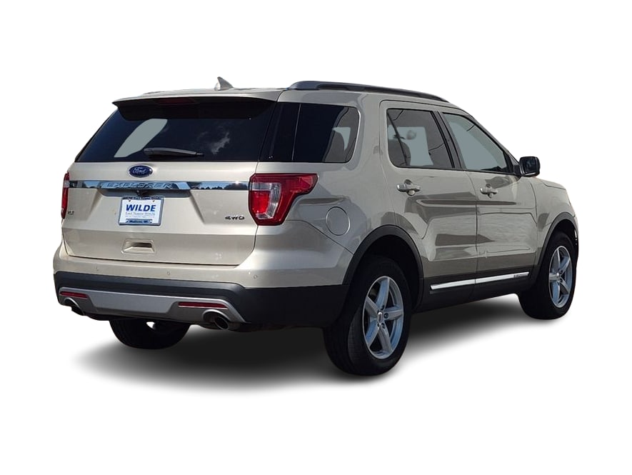 Thumbnail: 2017 Ford Explorer - 21