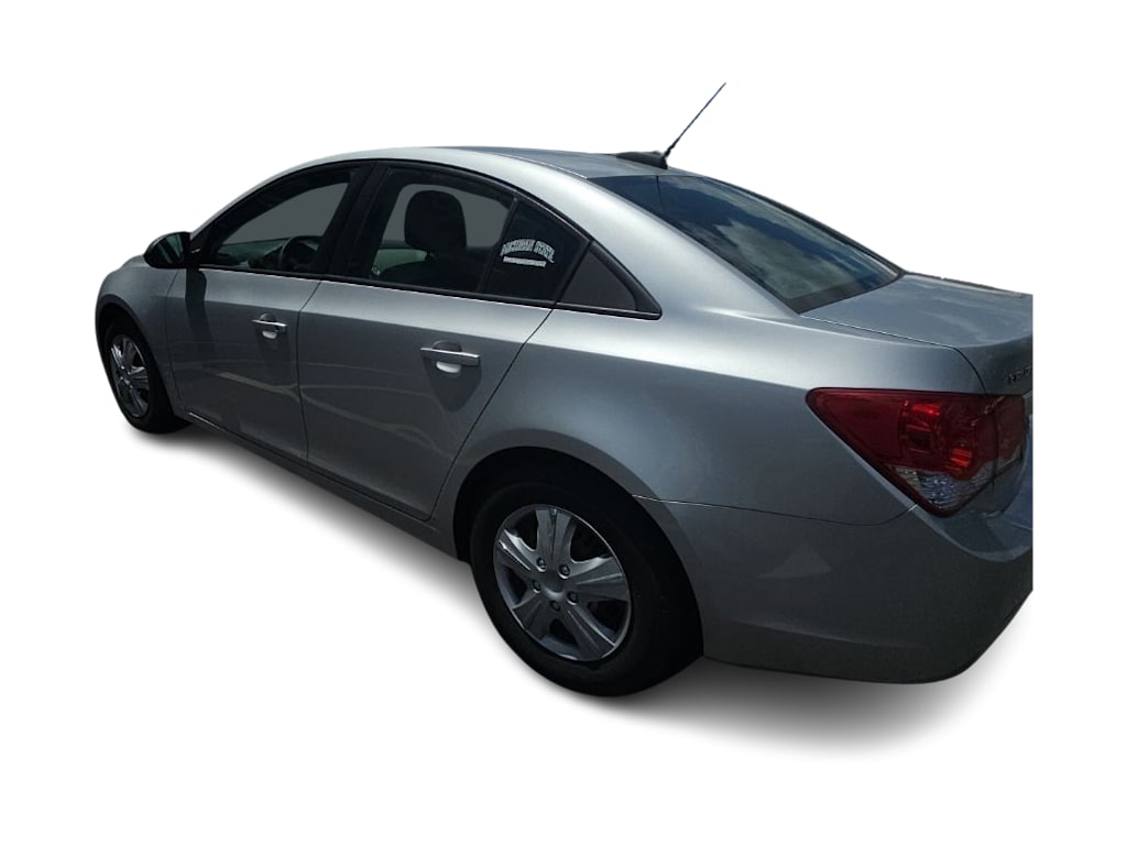 Thumbnail: 2016 Chevrolet Cruze - 2