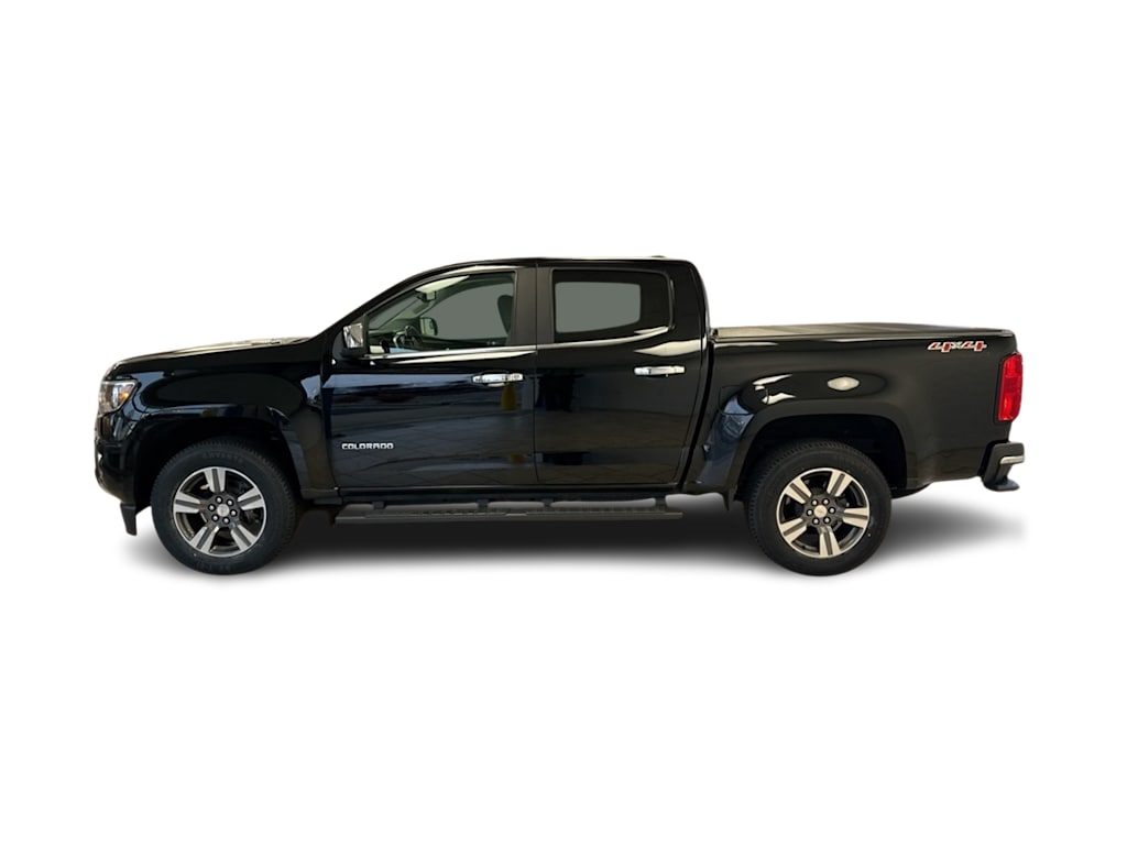 Thumbnail: 2017 Chevrolet Colorado - 3